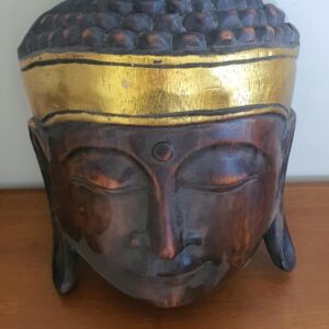 Kézi faragású Budha fej