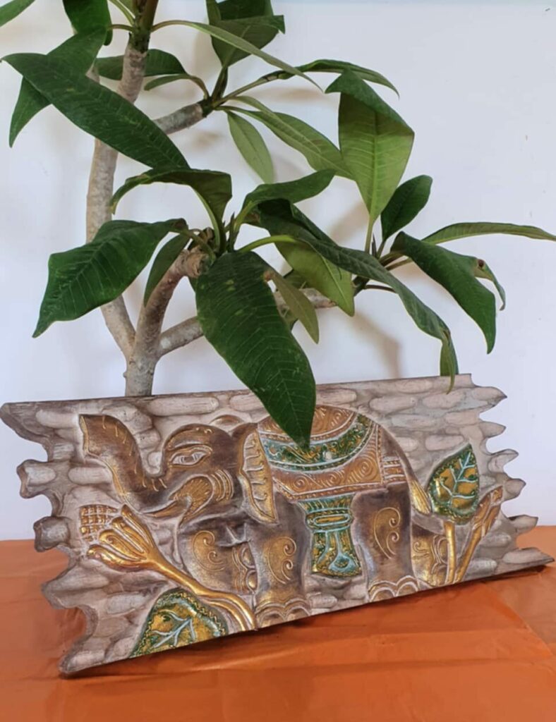 Elefánt motívumos fa falikép